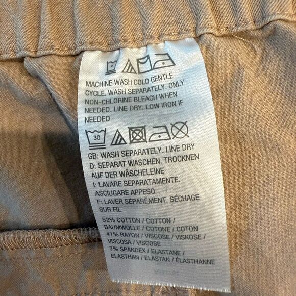 Isaac Mizrahi Live 24/7 Stretch Crop Pants Back Slit Hem Tan SZ 18W A351754 - Picture 8 of 11